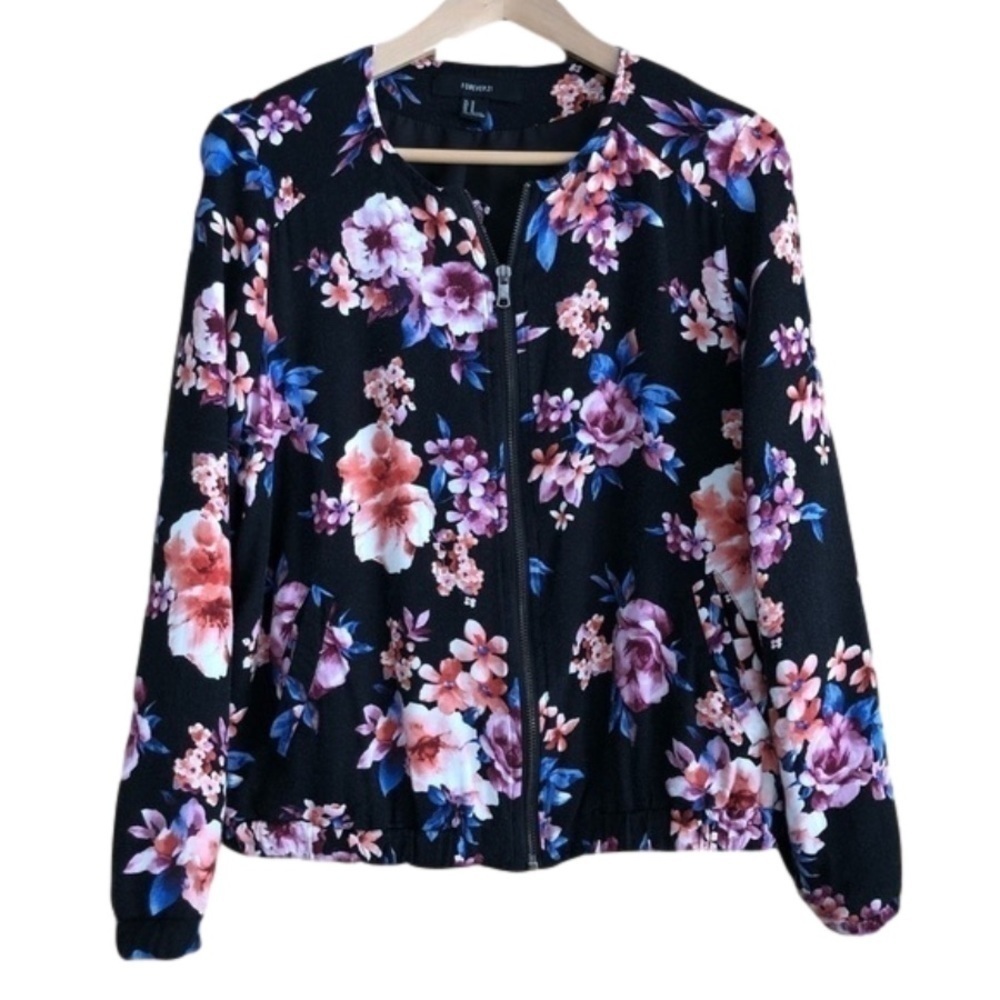 Forever 21 Floral Lightweight zip front Bomber Jacket Size medium